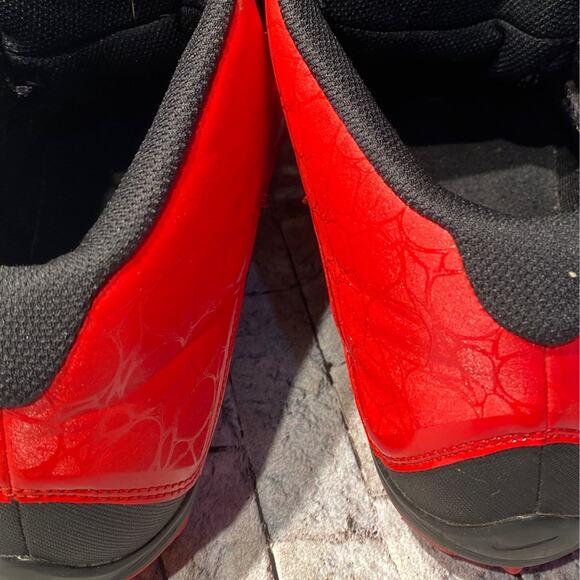 Men's 11 1/2 Nike Alpha Cleats - Picture 4 of 12